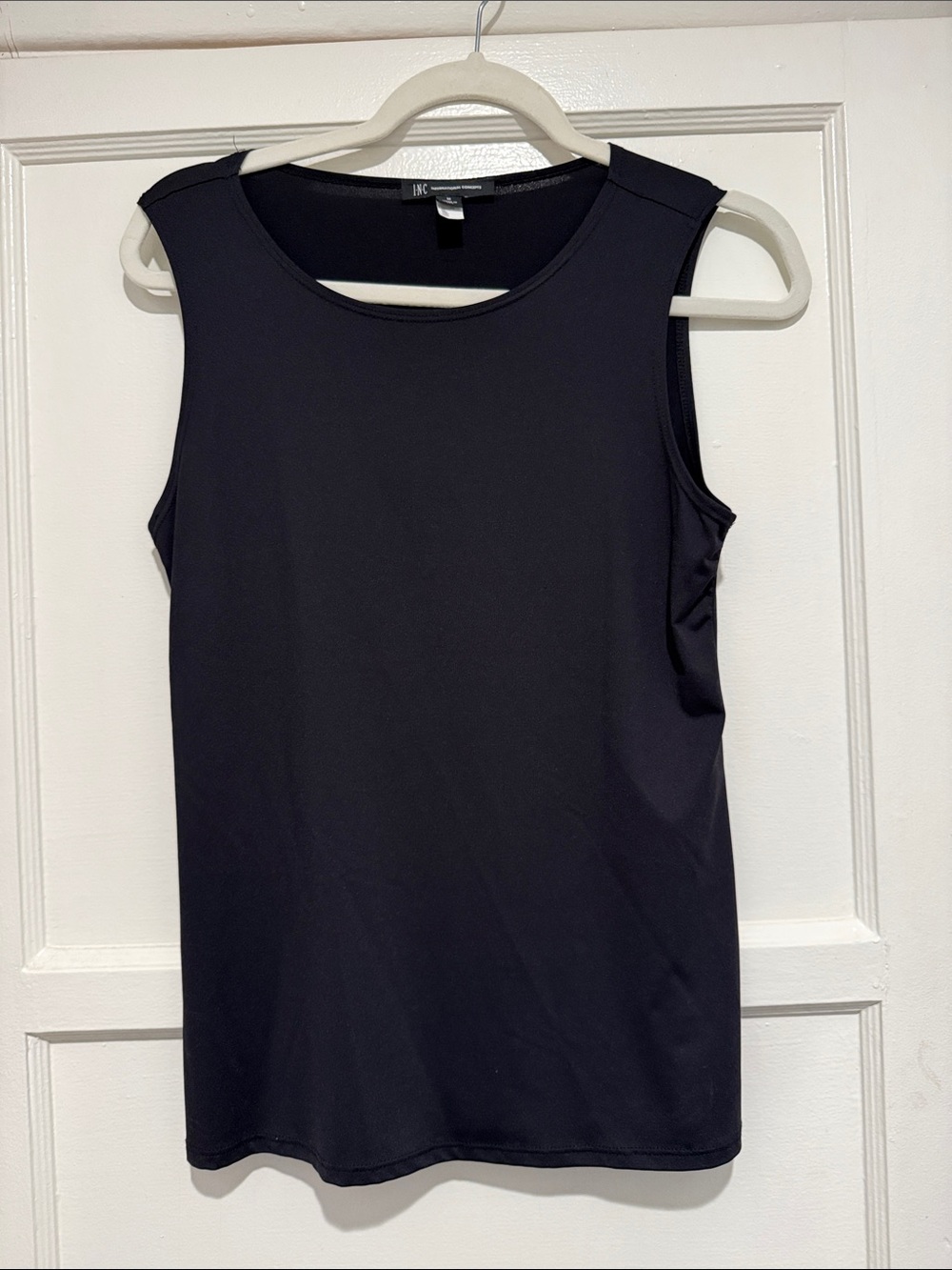 INC International Concepts Black Sleeveless Scoop Neck Tank